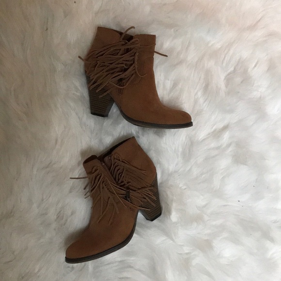 Shoes - Fringe booties